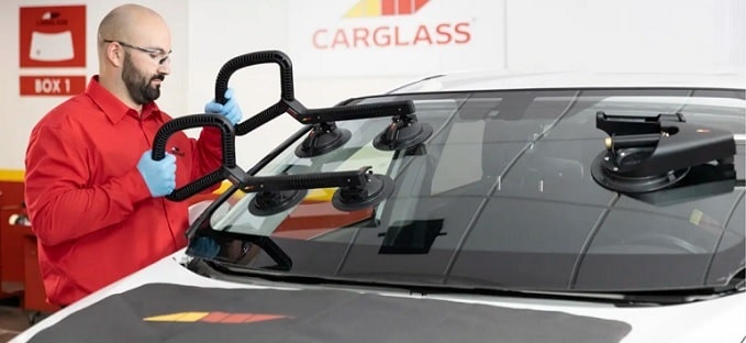 Carglass señala a clientes y aseguradoras "los 5 factores clave que garantizan una instalación correcta del parabrisas y los dos elementos fundamentales que tienen todos los centros en España para las recalibraciones"
